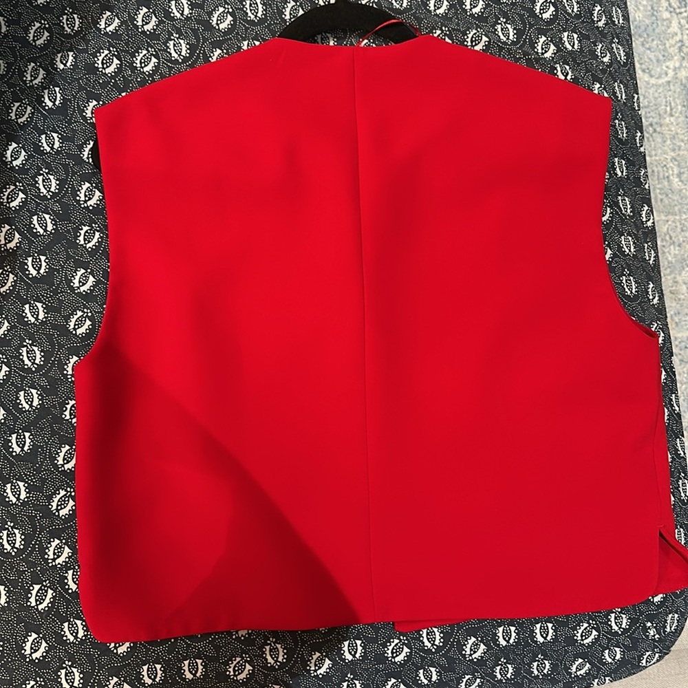 🎈SALE 🎈 ZARA WOMAN COLLECTION Sleeveless vest top with round neck. - Picture 7 of 10